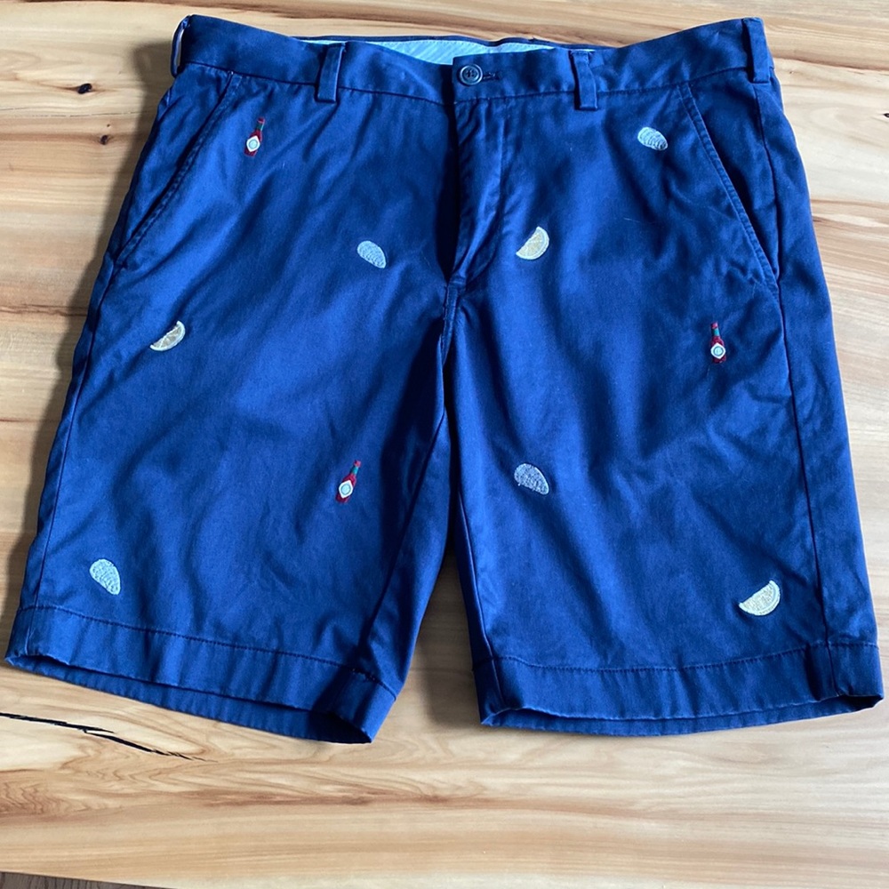 Brooks Brothers Red Fleece Oyster, Hot Sauce, and Lemon Shorts, Size 34